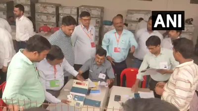 up nikay chunav 2023 result   मेयर चुनाव में सपा का सूपड़ा साफ  बीजेपी का डंका  17 में से भाजपा के 16 मेयर प्रत्याशी जीत के करीब  1 सीट पर बसपा आगे