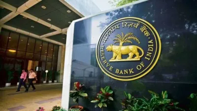 rbi ने निजी क्षेत्र के इन 3 बैंकों पर लगाया करोड़ों का जुर्माना  नियमों का पालन नहीं करने की वजह से हुई कार्रवाई