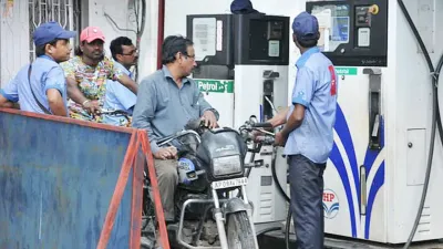 petrol diesel भराते वक्त ना दें सिर्फ  0  पर ध्यान  चेक कर ले ये जरूरी चीज  लग सकता है लाखों का चूना  जानें कैसे