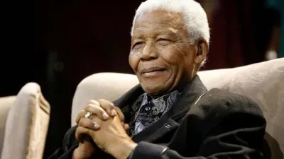आज नेल्सन मंडेला इंटरनेशनल डे के दिन जानिए दक्षिण अफ्रीका के पहले राष्ट्रपति के अनोखे किस्से