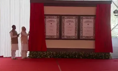 new parliament inauguration   pm मोदी ने राष्ट्र को समर्पित किया नया भवन  सेंगोल स्थापित कर श्रमयोगियों का सम्मान
