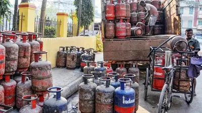 नए साल में प्रदेशवासियों को मुख्यमंत्री की सौगात  राजस्थान में आज से 450 रुपए में मिलेगा गैस सिलेंडर