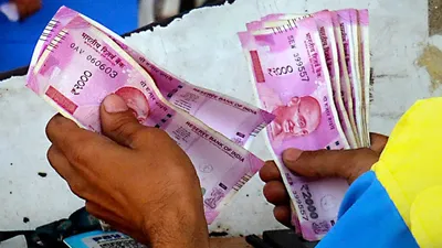 दिवाली की साफ सफाई करते वक्त मिला है 2000 रुपए का नोट तो टेंशन ना लें  यहां जानें एक्सेंज कराने का सरल तरीका