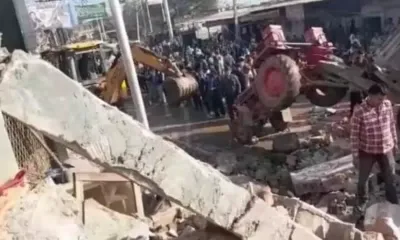 करौली में मंदिर की दीवार गिरने के मामले में खत्म हुआ धरना  किरोड़ीलाल मीणा के साथ प्रशासन की वार्ता  मानी गई मांगे