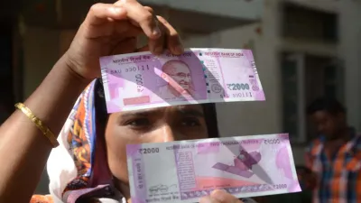 2000 notes ban  ये नोटबंदी नहीं नोटबदली है  कांग्रेस ने पूछा  क्या देश से कालाधन और भ्रष्टाचार खत्म हो गया 