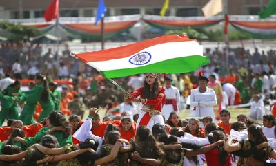 independence day 2023   आज शान से लहर रहा तिरंगा  जानें कौन  कहां और कब करेगा ध्वजारोहण 