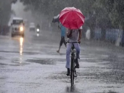 weather update  मानसून की विदाई के बाद भी हो रही बूंदाबांदी  आज इन 10 जिलों में बारिश का अलर्ट