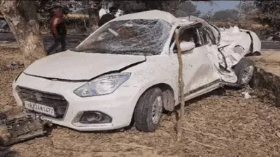 झुंझुनूं में तेज रफ्तार कार बेकाबू होकर पेड़ में टकराई  हादसे में 2 युवकों की मौत  दो गंभीर घायल
