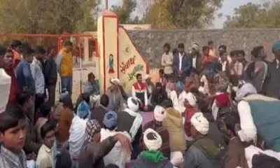 छात्रा को स्कूल में बुलाकर अय्याशी करते रंगे हाथों पकड़ा गया प्रिंसिपल  ग्रामीणों ने जमकर पीटा