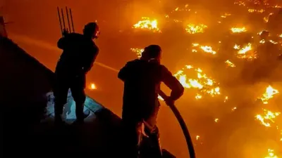 इंडोनेशिया में तेल डिपो में लगी भीषण आग  18 की मौत  52 दमकल भी नहीं पा सकीं आग पर काबू