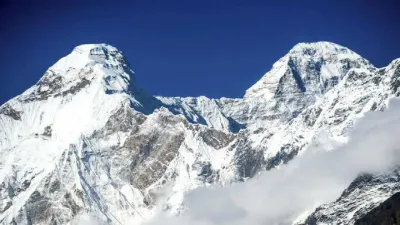 भारत की दूसरी सबसे ऊंची चोटी नंदा देवी  विश्व सूची में 23वें स्थान पर आता है इसका नाम
