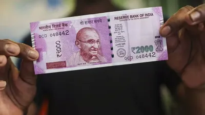 2000 notes ban  आखिर क्यों चलन से बाहर हुए 2000 रुपए के नोट  क्या फायदे नुकसान  जानिए हर सवाल का जवाब
