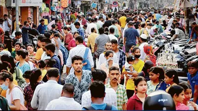 जनसंख्या  भारत ने चीन को पीछे छोड़ा  अब दुनिया में सबसे ज्यादा हिंदुस्तानी  आंकड़ा 142 86 करोड़ के पार