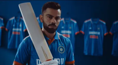 वर्ल्ड कप से पहले भारतीय टीम की नई जर्सी लॉन्च  रोहित  कोहली ने लूटी महफिल  देखें video