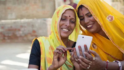 आधी आबादी को cm गहलोत की बड़ी सौगात  इस दिन से महिलाओं को मिलेंगे फ्री स्मार्टफोन  इंटरनेट भी मुफ्त