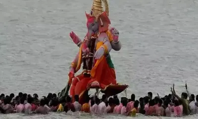 ganesh visarjan पर बप्पा की बेहद भव्यता से हुई विदाई  देखें वीडियो