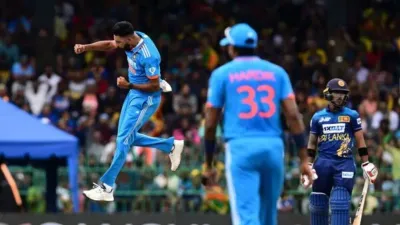 icc odi rankings  जोश हेजलवुड को पछाड़कर नंबर वन गेंदबाज बने मोहम्मद सिराज  श्रीलंका के खिलाफ रचा था इतिहास