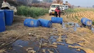 मिलावटी दूध के खिलाफ स्वास्थ्य विभाग की कार्रवाई  केमिकल तेल से भरे 10 ड्रम करवाए नष्ट