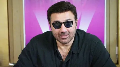 sunny deol का खुलासा   राह चलती लड़की को छेड़ा तो हो गया था बवाल  ऐसे बचाई जान