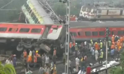 balasore train accident   3 ट्रेनों के बीच हुई भीषण भिड़ंत में अब तक 233 यात्रियों की मौत  900 से ज्यादा घायल