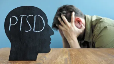 क्या है post traumatic stress disorder  इस डिसऑर्डर का शिकार हुए लोगों को कैसे बचाएं