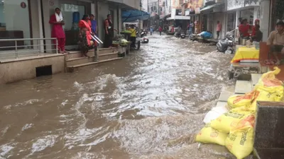 बारिश का कहर…बांसवाड़ा में 5 की मौत  3 जिलों में स्कूलों की छुट्‌टी  आज 7 जिलों में तेज बारिश का अलर्ट