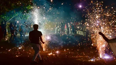 दिवाली पर पटाखों ने छीनी 13 लोगों की आंखों की रोशनी  3 दिन में 40 से अधिक मरीज भर्ती