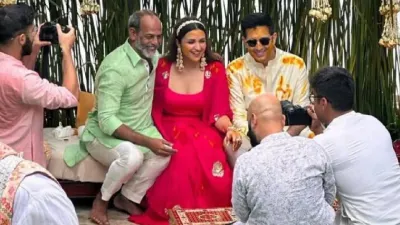 parineeti raghav wedding  परिणीति राघव की हल्दी सेरेमनी का वीडियो आया सामने  खूब जम रहे हैं दुल्हन और दूल्हे राजा