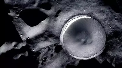 नासा के lro ने चंद्रमा पर खोजा बुर्ज खलीफा से दोगुना गड्ढा  जहां कभी नहीं पहुंची सूरज की रोशनी
