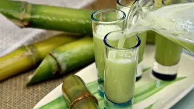 sugarcane juice benefits  गर्मियों में गन्ने का जूस पीने से मिलेंगे इस्टेंट फायदे  सेहत भी होगी दुरूस्त