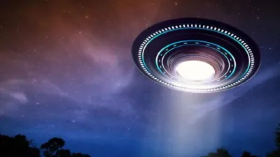 रूस यूक्रेन जंग पर है एलियन की नजर  यूक्रेनी खगोलविदों का दावा  कीव में दिखे ufo