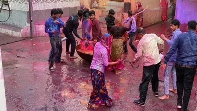 holi celebration   राजस्थान की अनोखी होली   यहां देवरों की हालत खराब कर देती है भाभी