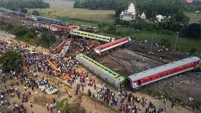 odisha train accident   मानवीय गलती आई सामने  गलत ट्रैक पर चली गई ट्रेन 