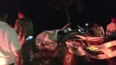 छत्तीसगढ़ में भीषण सड़क हादसा  एसयूवी कार और ट्रक की टक्कर में 11 लोगों की मौत