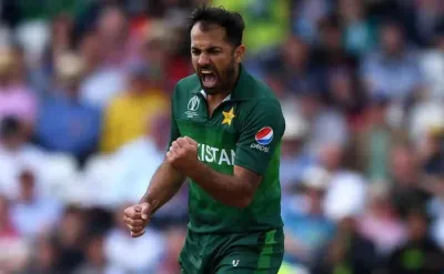 वर्ल्ड कप से पहले पाकिस्तान को लगा बड़ा झटका  इस तेज गेंदबाज ने लिया अंतरराष्ट्रीय क्रिकेट से संन्यास